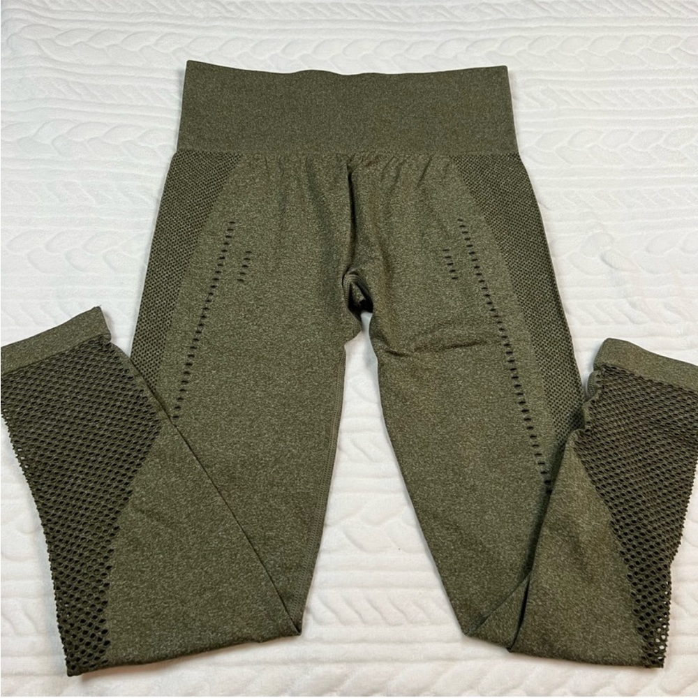 SHEIN Olive Green Leggings and Sports Bra Set - Picture 7 of 15